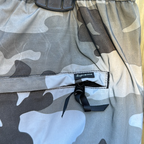 Supreme camo reflective sweatpant - Picture 7 of 10